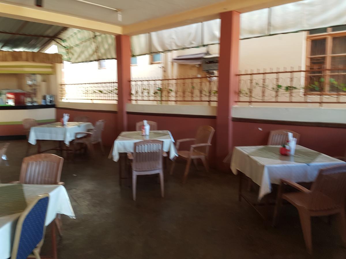 Melvic Inn 基苏木 外观 照片